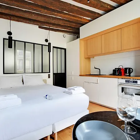 Charming A C - 2p - Le Marais Apartman *